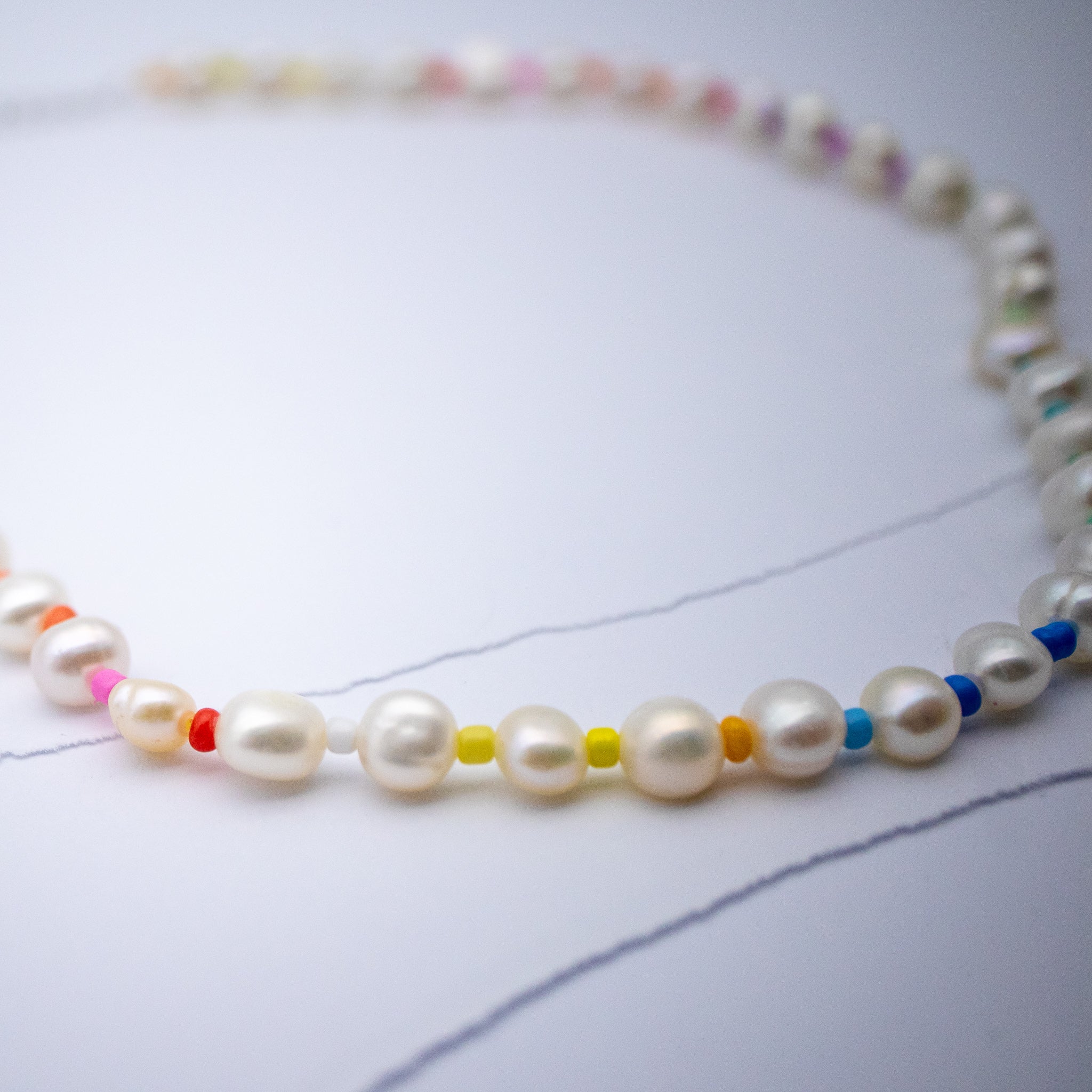 Pearl Colors Choker Necklace